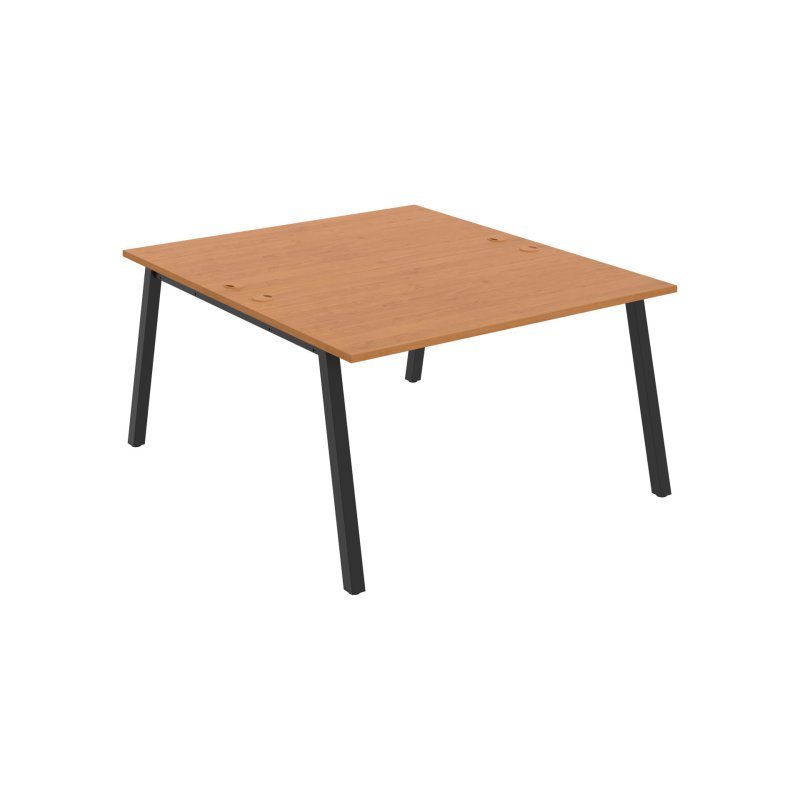 USD A 1400 - Kancelářské stoly Hobis Uni A – progresivní design