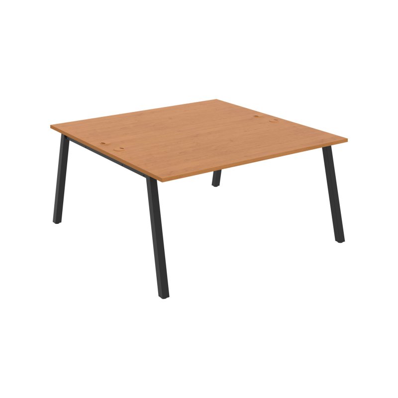 USD A 1600 - Kancelářské stoly Hobis Uni A – progresivní design