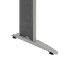 Detail kovové nohy stolu HOBIS Cross CE 60 L — profil 50 × 50 mm a rektifikační patky
