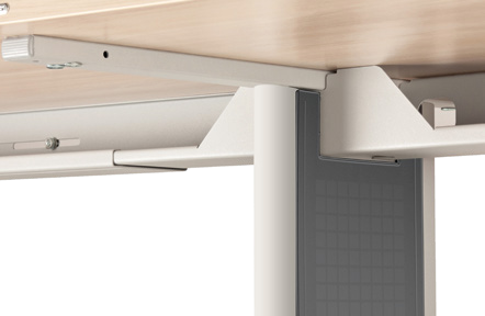 Průběžné vedení kabeláže po celé délce stolu HOBIS Flex FS 1800